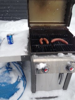 grill in snow